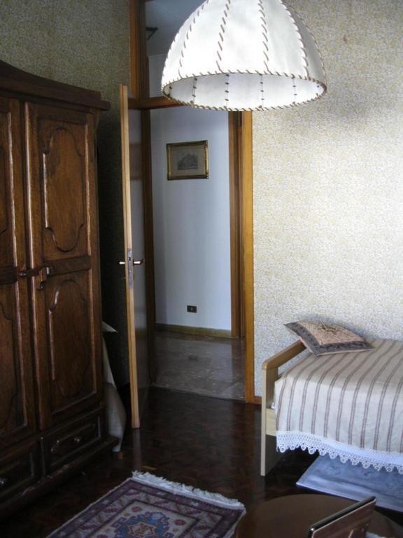Bed and Breakfast La Casa Dei Pini Malnate Екстер'єр фото